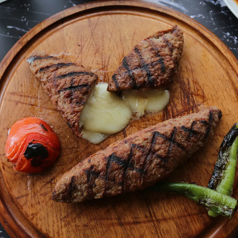 Kaşarlı Köfte